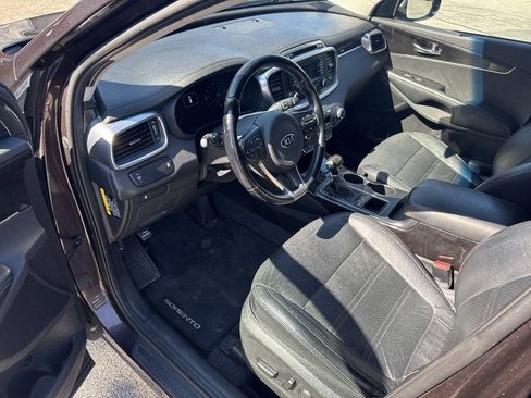 Used 2016 Kia Sorento EX AWD/4WD image 11