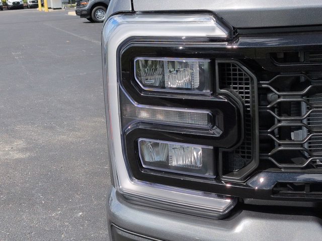New 2027 Ford F250 Lariat w/ Tremor Off-Road Package AWD/4WD image 10