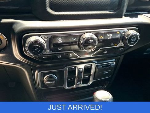 Used 2022 Jeep Wrangler Unlimited Sport AWD/4WD image 15
