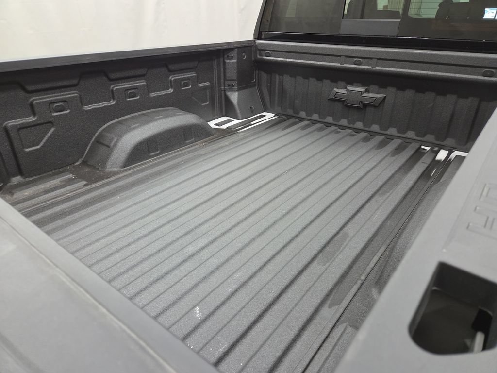 Used 2026 Chevrolet Silverado 2500 ZR2 AWD/4WD image 5