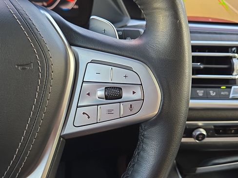 Used 2022 BMW X7 xDrive40i w/ Executive Package image 29