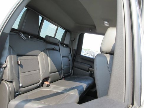 Certified 2020 GMC Sierra 2500 Denali w/ Denali Ultimate Package AWD/4WD image 27