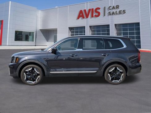 Used 2025 Kia Telluride S FWD image 10
