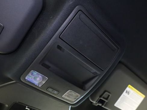 Used 2025 Ford Escape ST-Line AWD/4WD image 28