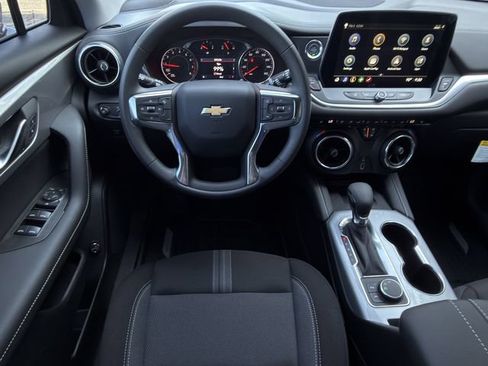 New 2026 Chevrolet Blazer LT w/ Convenience Package FWD image 11
