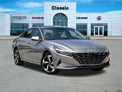 Used 2023 Hyundai Elantra Limited