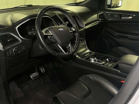 Used 2020 Ford Edge ST w/ Equipment Group 401A AWD/4WD image 16