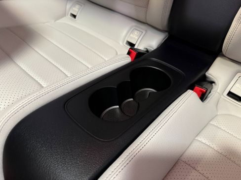 Used 2017 Mercedes-Benz C 300 4MATIC Coupe image 15