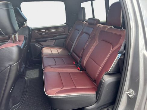 Used 2025 RAM 1500 Limited AWD/4WD image 10