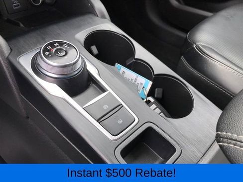 Used 2023 Ford Escape Platinum image 9