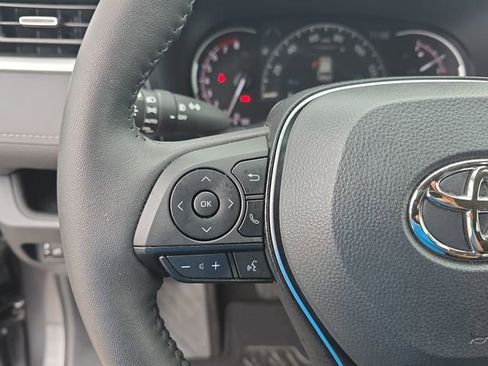 Used 2023 Toyota RAV4 XLE Premium FWD image 17