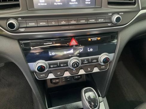 Used 2020 Hyundai Elantra SEL w/ Cargo Package (C1) FWD image 12
