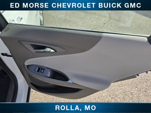 Certified 2022 Chevrolet Malibu LS FWD image 23