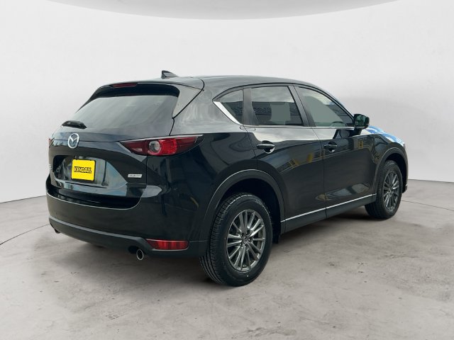 Used 2017 MAZDA CX-5 Sport AWD/4WD image 5