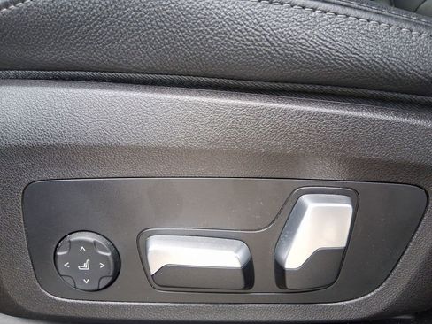 Certified 2023 BMW X4 M40i w/ Premium Package image 13