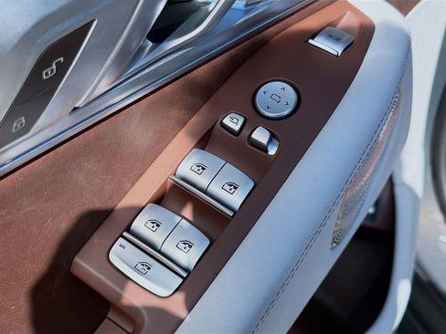 Used 2025 BMW XM Label Red image 24