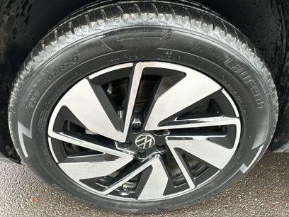 Used 2024 Volkswagen Atlas SE