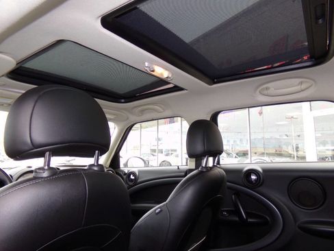 Used 2014 MINI Cooper Countryman S w/ Premium Package image 12
