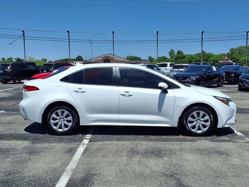 Used 2024 Toyota Corolla LE FWD image 8