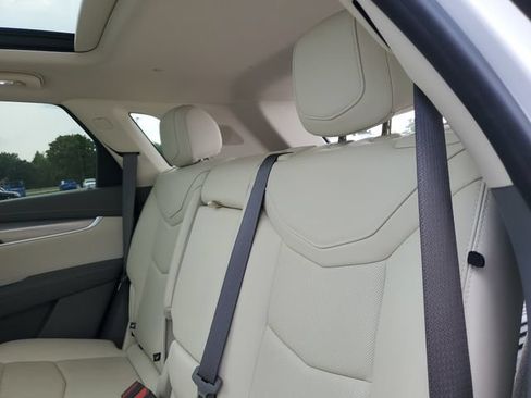 Used 2020 Cadillac XT5 Premium Luxury AWD/4WD image 27