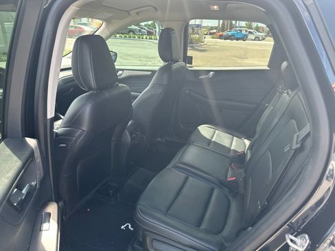Used 2021 Ford Escape SEL FWD image 12