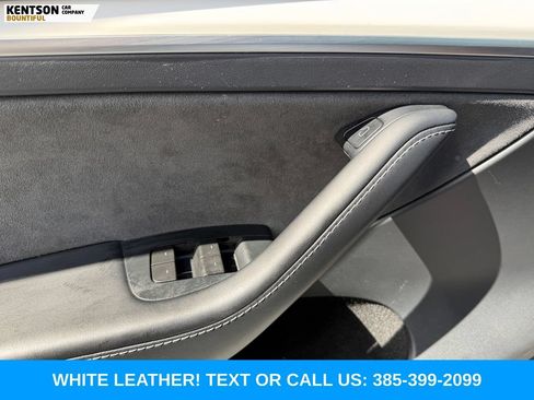 Used 2023 Tesla Model Y Performance AWD/4WD image 16