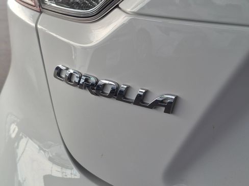 Used 2024 Toyota Corolla LE FWD image 28