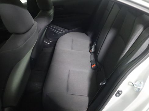 Used 2025 Toyota Corolla LE image 39