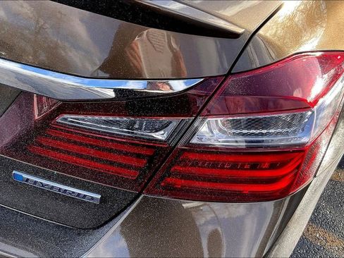 Used 2017 Honda Accord Base image 33