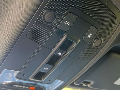 Used 2021 Audi Q3 2.0T Premium image 17