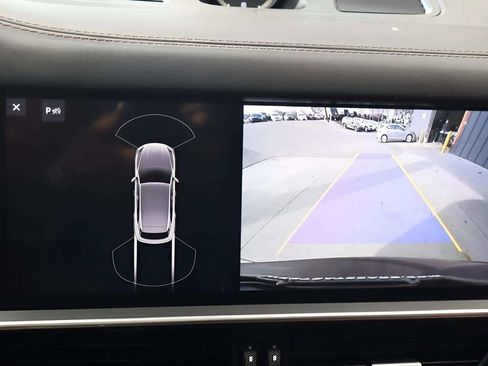 Used 2019 Porsche Cayenne image 13