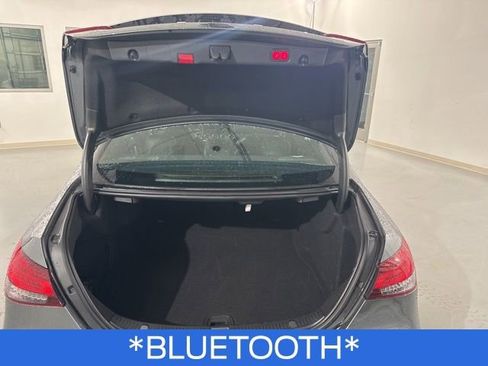 Used 2022 Mercedes-Benz E 350 Sedan image 13