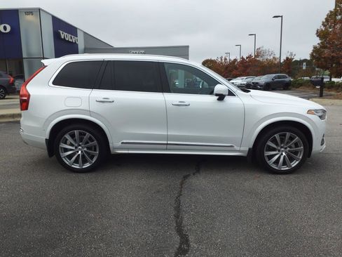 Certified 2022 Volvo XC90 T6 Inscription w/ Advanced Package image 2