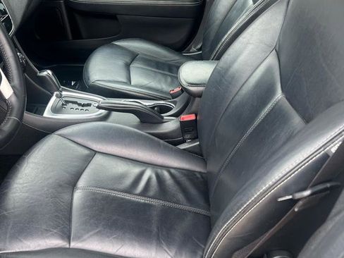 Used 2014 Chrysler 200 Limited FWD image 12