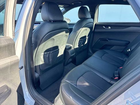 Used 2022 Kia K5 GT-Line image 12