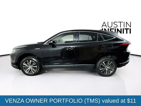 Used 2021 Toyota Venza LE w/ Carpet Mat Package (TMS) AWD/4WD image 4