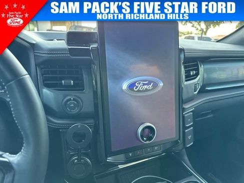 Used 2023 Ford F150 Lightning Platinum AWD/4WD image 7