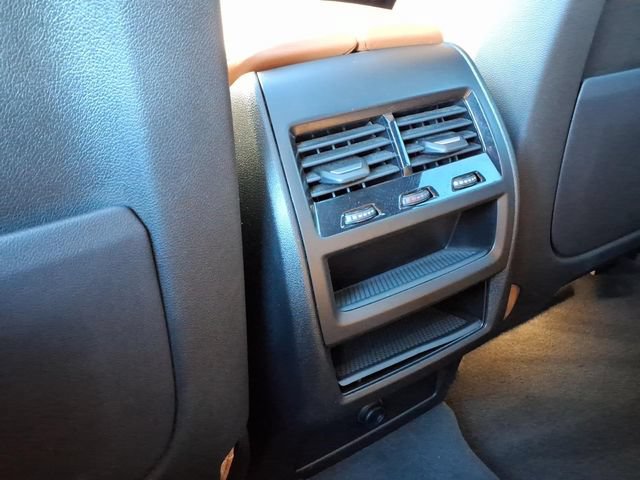 Used 2022 BMW X6 xDrive40i AWD/4WD image 19