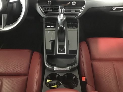 Certified 2023 Porsche Macan Turbo AWD/4WD image 24