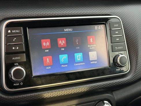 Used 2021 Nissan Kicks S image 21