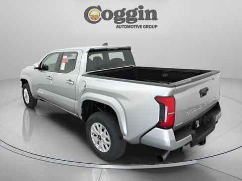 New 2026 Toyota Tacoma SR5 AWD/4WD image 12
