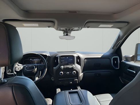 Used 2021 GMC Sierra 2500 Denali w/ Denali Ultimate Package image 22
