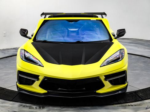 Used 2021 Chevrolet Corvette Stingray Premium Cpe w/ Z51 Performance Package RWD image 35