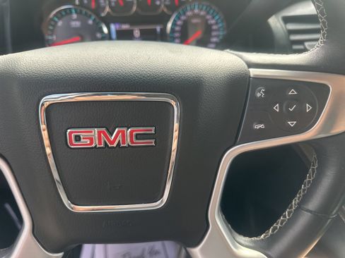 Used 2017 GMC Yukon SLE w/ SLE Value Package AWD/4WD image 29