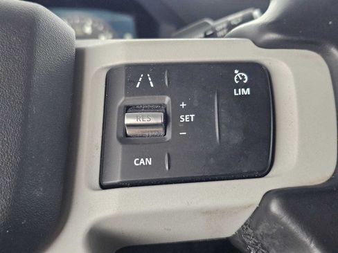 Used 2023 Land Rover Defender 110 S AWD/4WD image 30