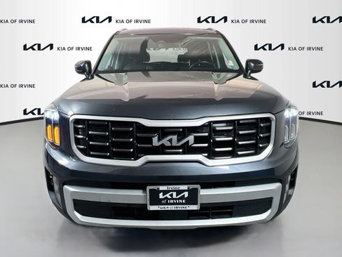 Certified 2024 Kia Telluride S w/ S Sunroof Package AWD/4WD image 2