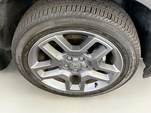 Used 2023 Honda Passport EX-L image 11