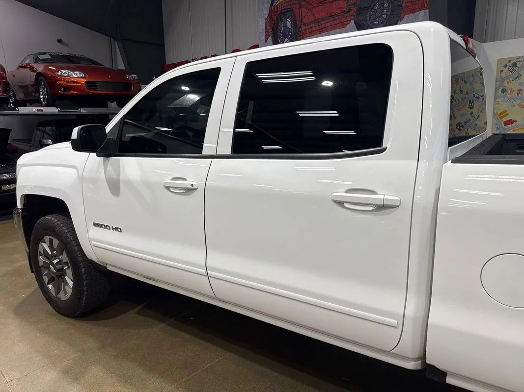 Used 2019 Chevrolet Silverado 2500 LT AWD/4WD image 31