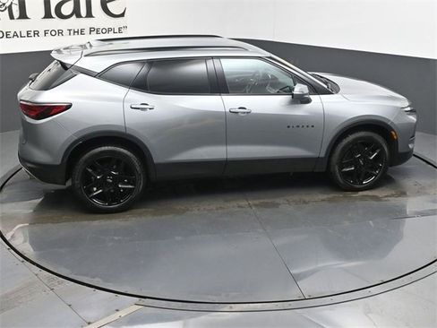 Used 2023 Chevrolet Blazer LT w/ LPO, Black Grille Bar Package image 38