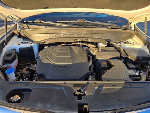 Used 2021 Kia Telluride SX w/ SX Prestige Package image 34